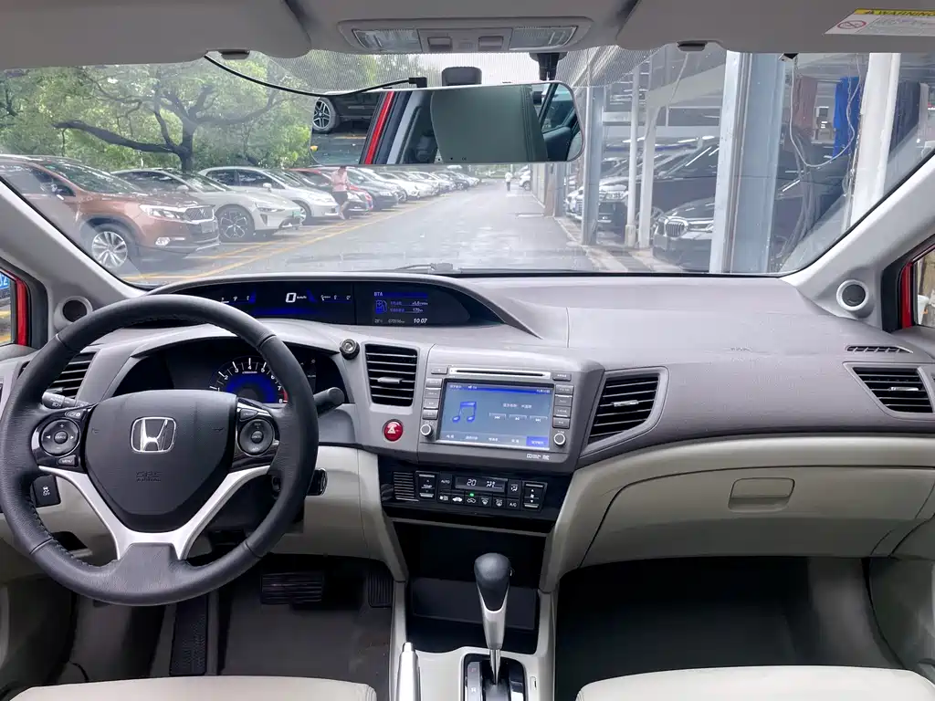 Honda Civic — миниатюра 15