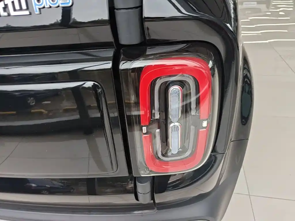 Baojun Yueye Plus — миниатюра 8