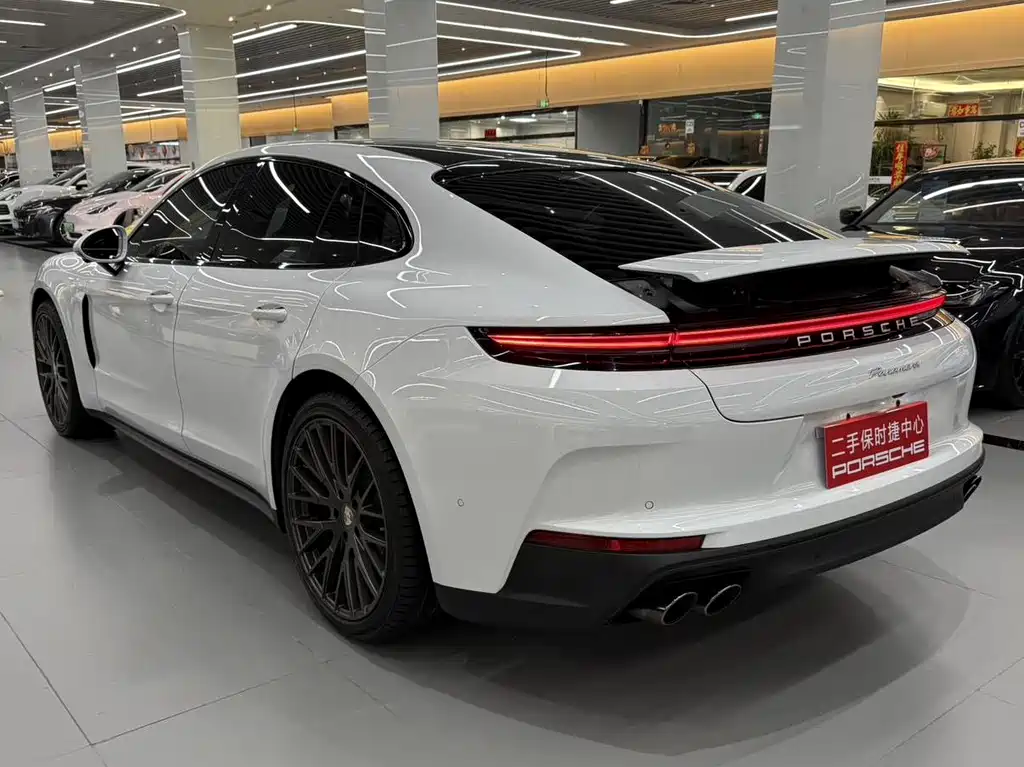 Porsche Panamera — миниатюра 4