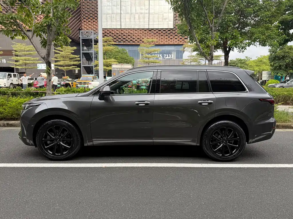 Li Auto Li ONE — миниатюра 36