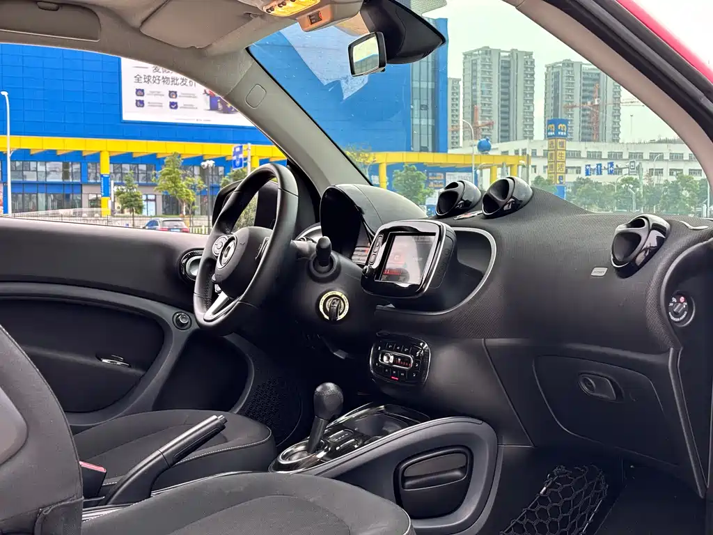 Smart fortwo 2019 0.9T 66 VI