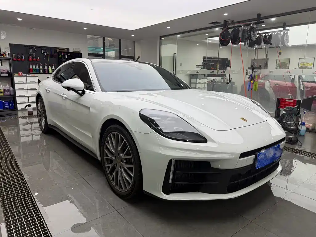 Porsche Panamera — миниатюра 3