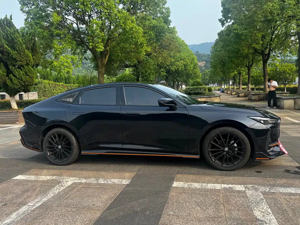 Changan UNI-V 2022 1.5T Sport