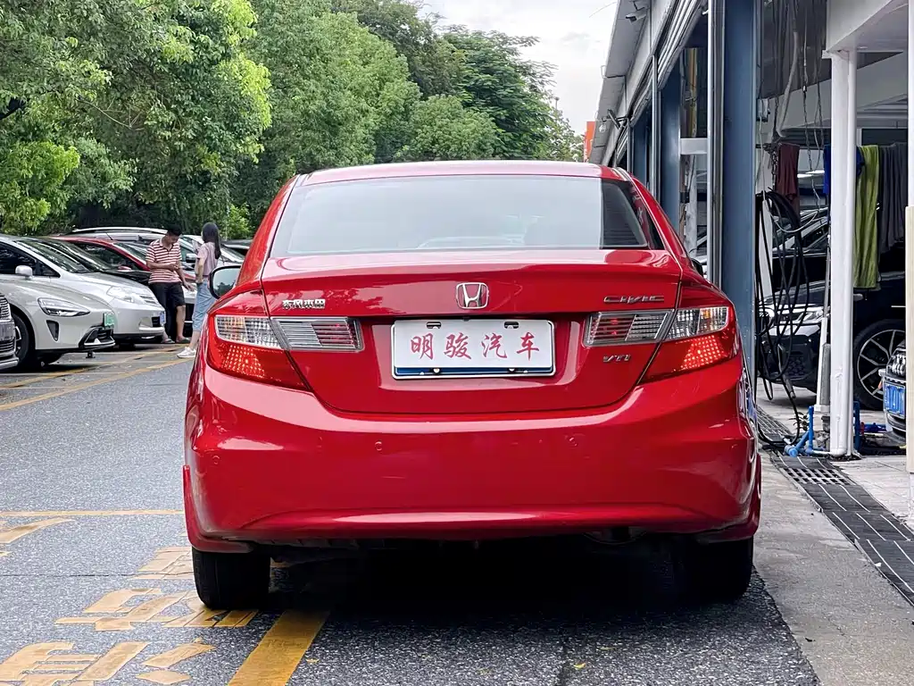 Honda Civic — миниатюра 5