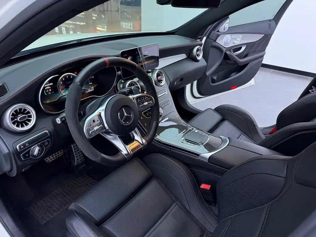 Mercedes-Benz C-Class AMG — миниатюра 10
