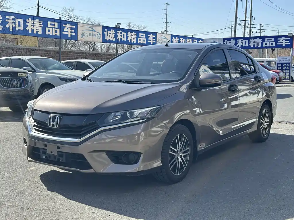Honda Greiz 2016