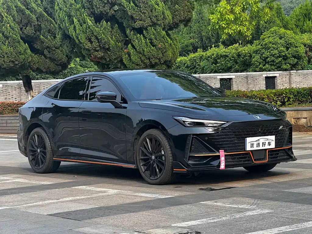 Changan UNI-V 2022 1.5T Sport