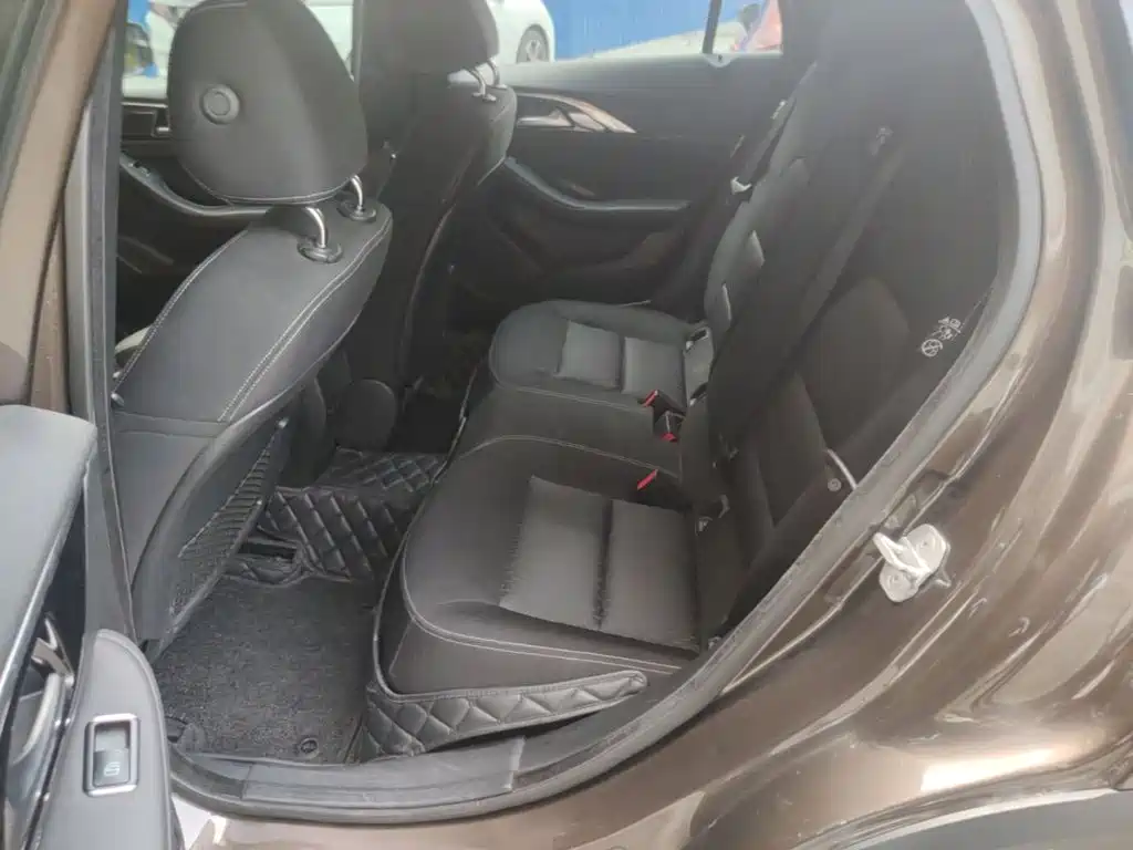 Infiniti QX30 — миниатюра 13