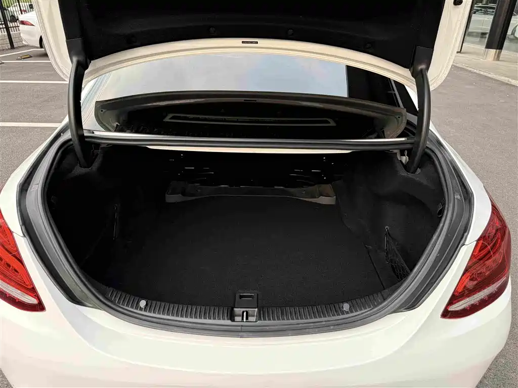 Mercedes-Benz C-Class C 2018 C 180 L Fashion Sport