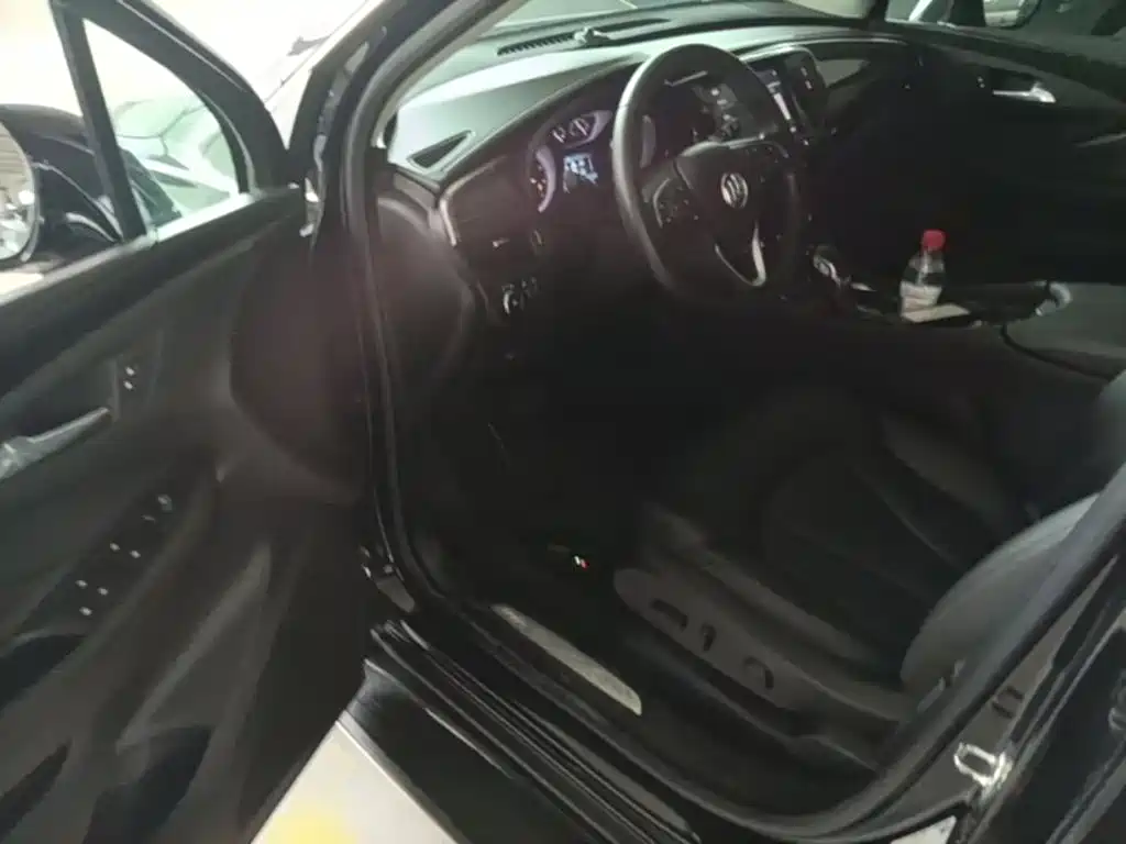 Buick Envision Plus — миниатюра 16