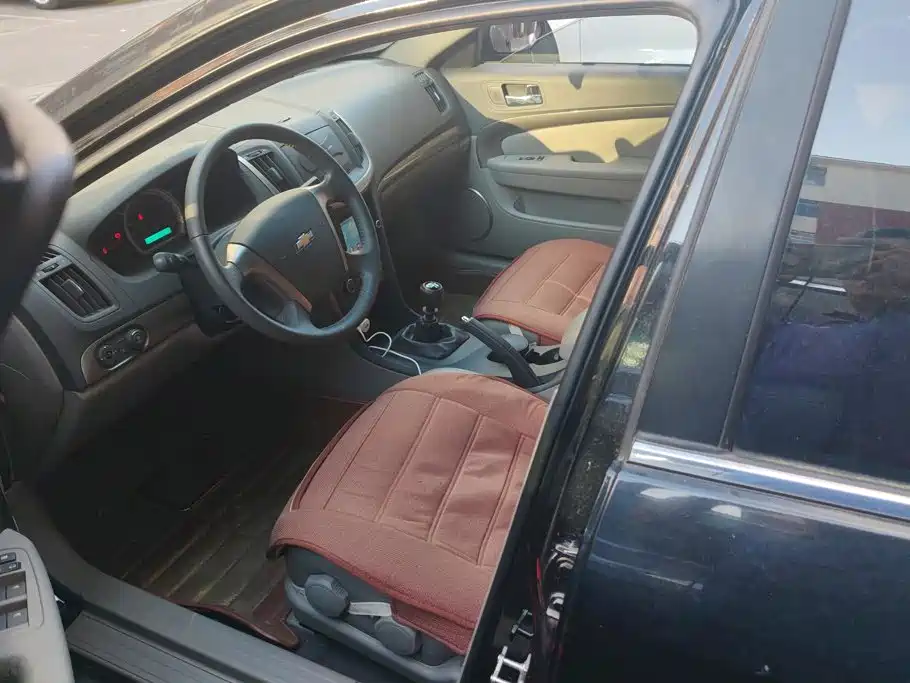 Chevrolet Epica — миниатюра 9