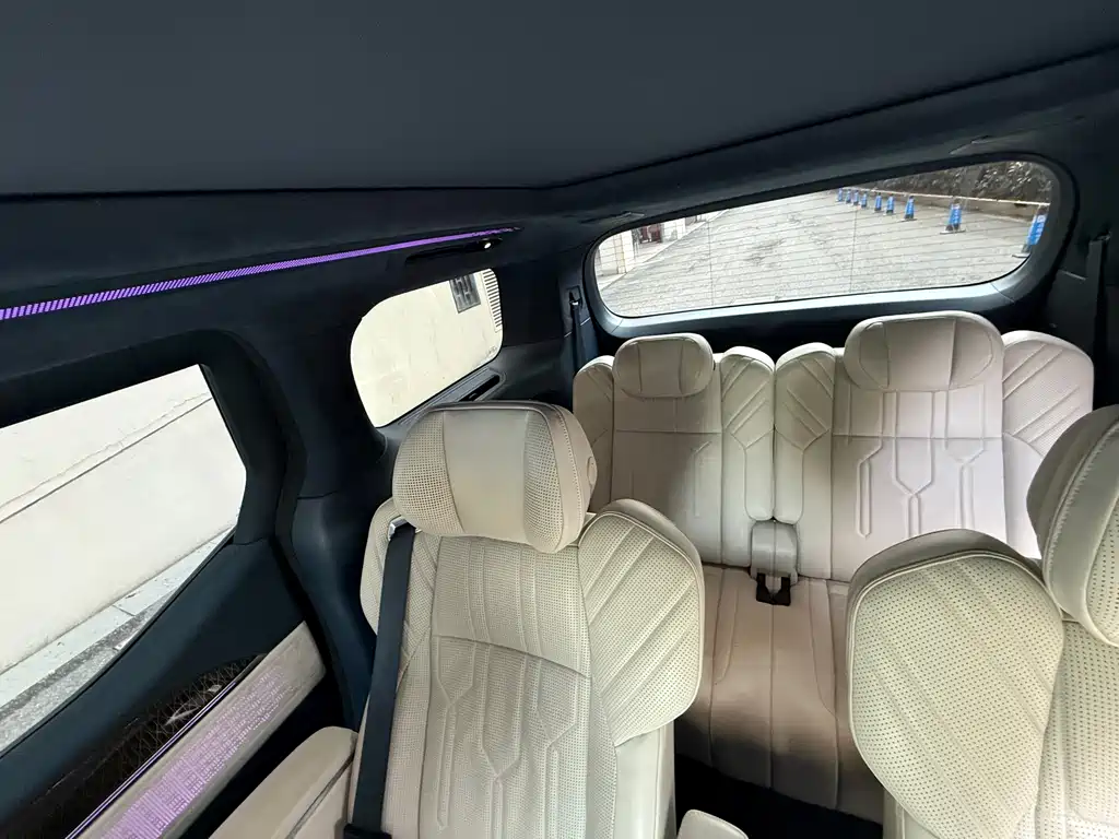 ZEEKR EXTREME KRYPTON 009