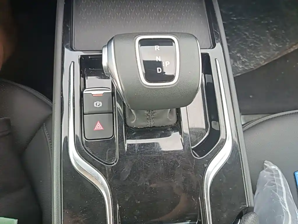 Hongqi Hongqi E-QM5 — миниатюра 19