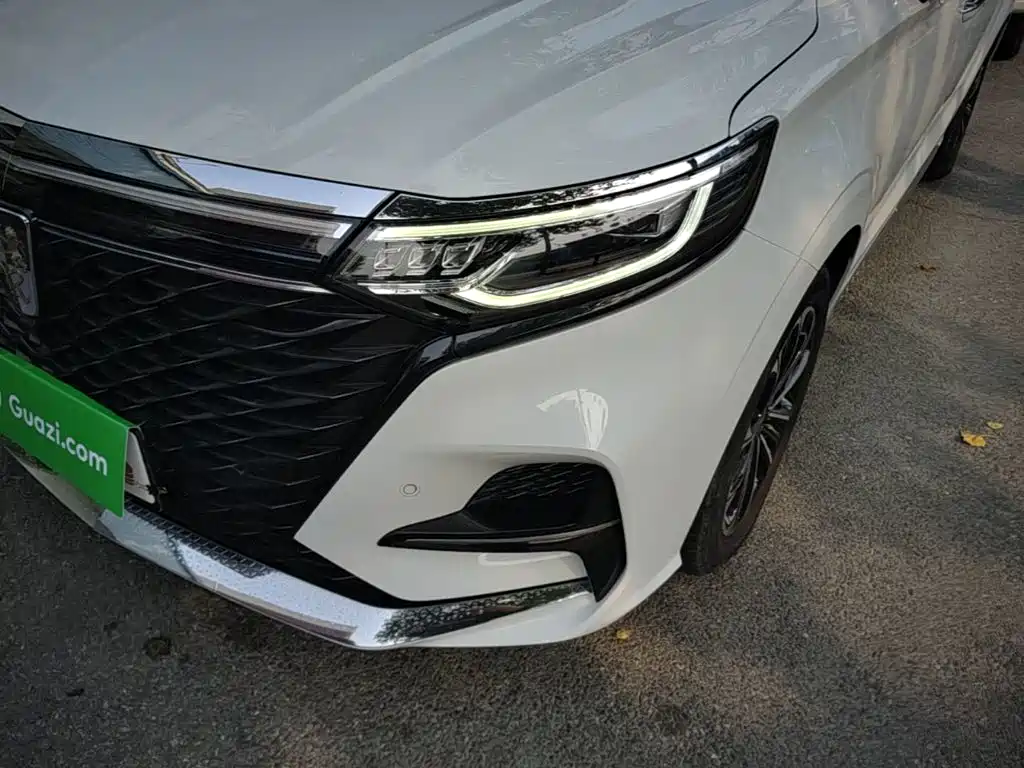Roewe iMAX8 — миниатюра 24
