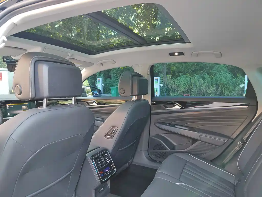 Volkswagen Passat — миниатюра 25