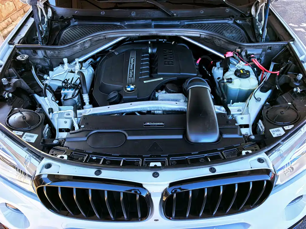 BMW X5 (Import) — миниатюра 12