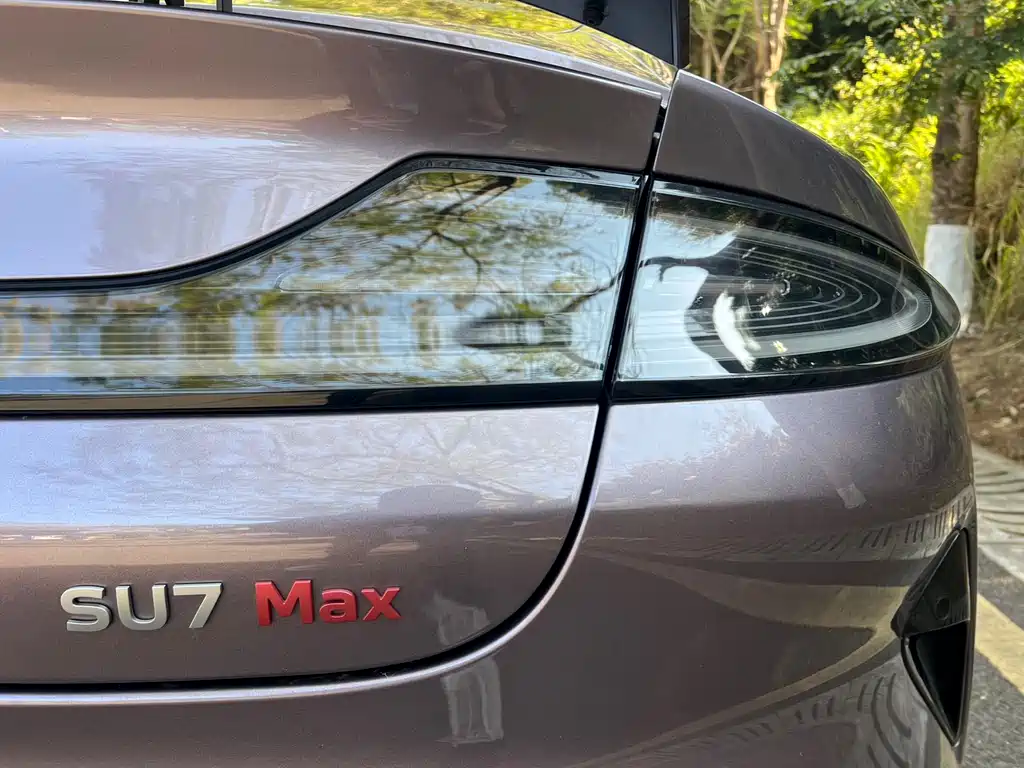 XIAOMI CAR XIAOMI SU7