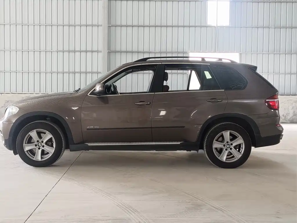 BMW X5 (Import) — миниатюра 3
