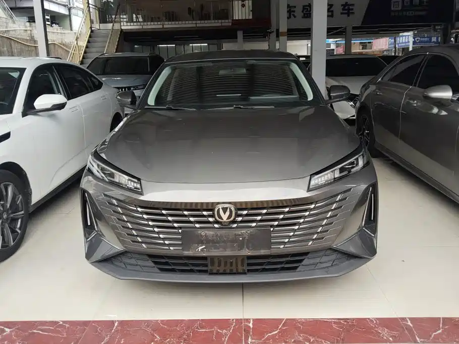 Changan Eado — миниатюра 2