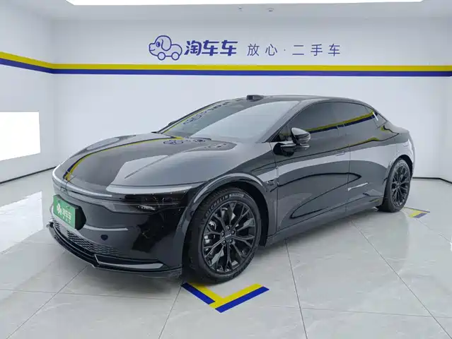 2025 Zeekr 007