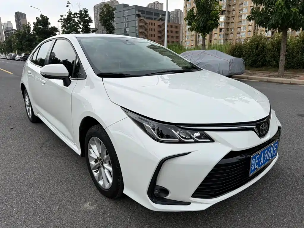 Toyota Corolla — миниатюра 3