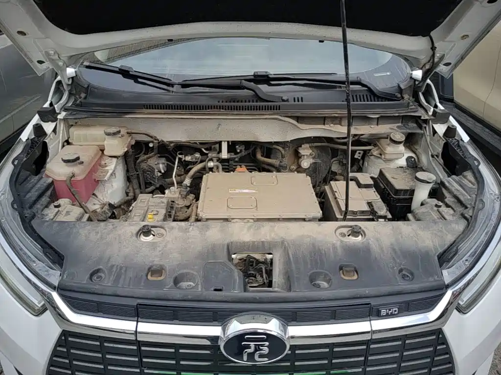 BYD Yuan EV — миниатюра 20