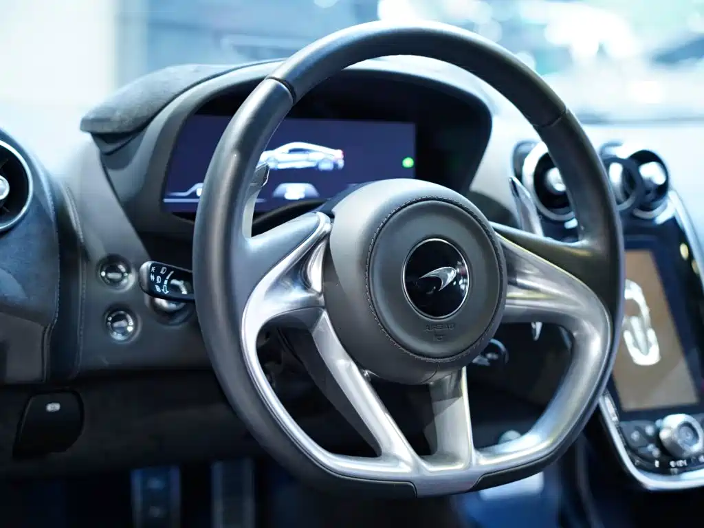 McLaren GT — миниатюра 15