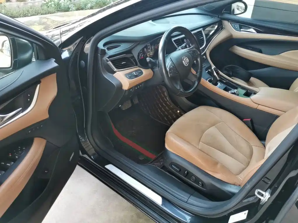 Buick LaCrosse — миниатюра 16