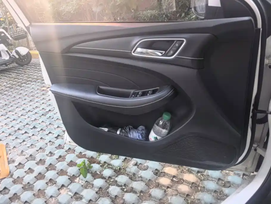 Roewe Ei5 — миниатюра 7