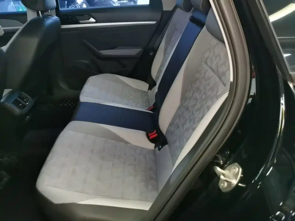 Volkswagen Lavida — миниатюра 17