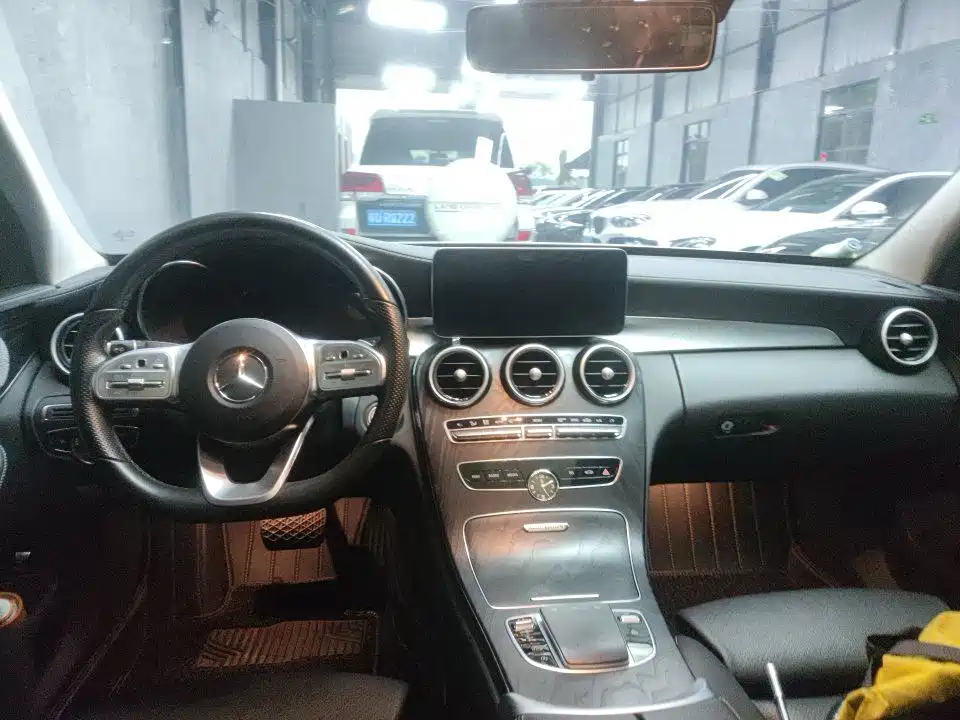 Mercedes-Benz C-Class — миниатюра 2