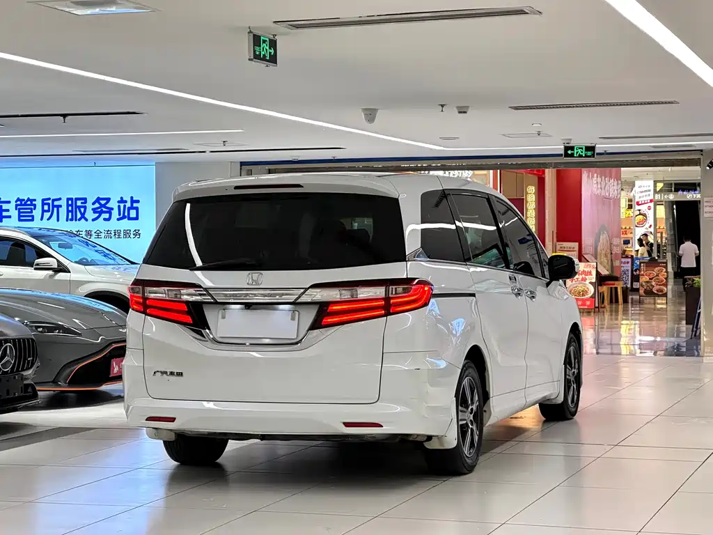 Honda Odyssey — миниатюра 5