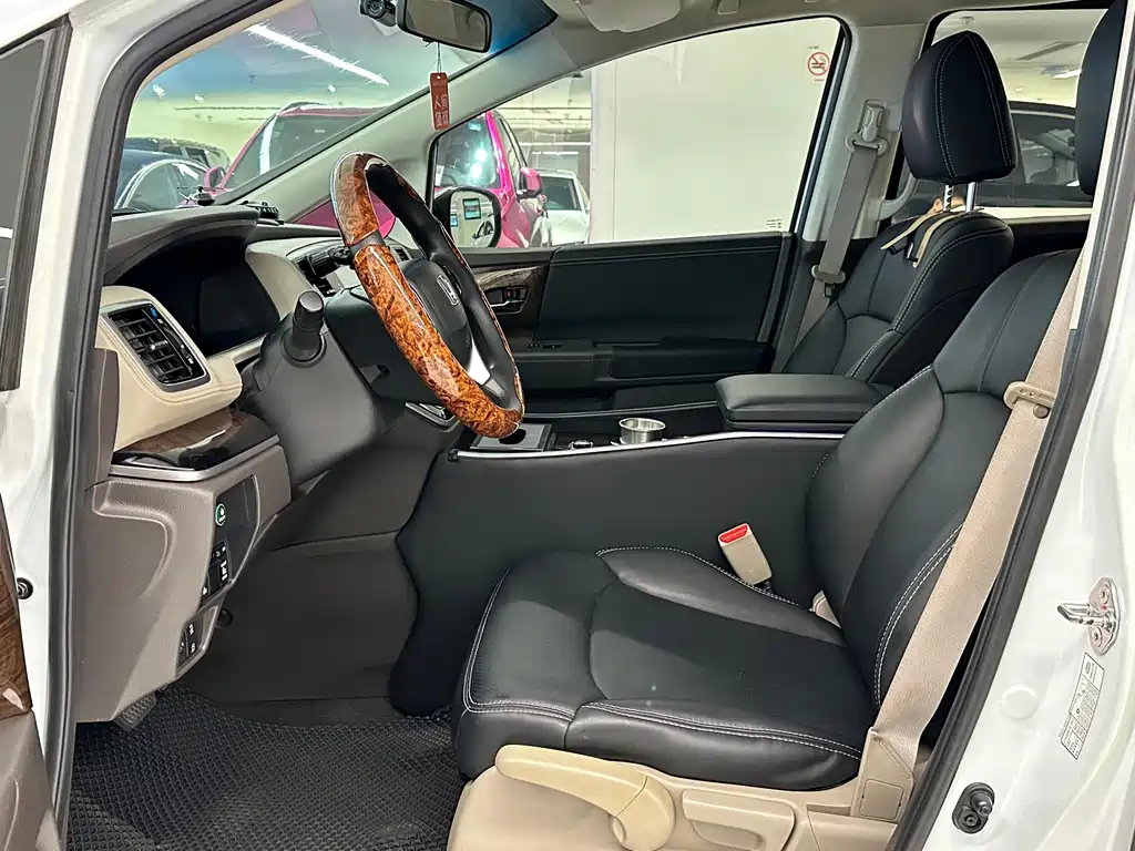Honda Odyssey — миниатюра 8