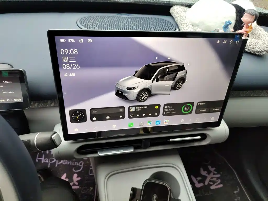 Leapmotor Leapmotor A10 — миниатюра 14