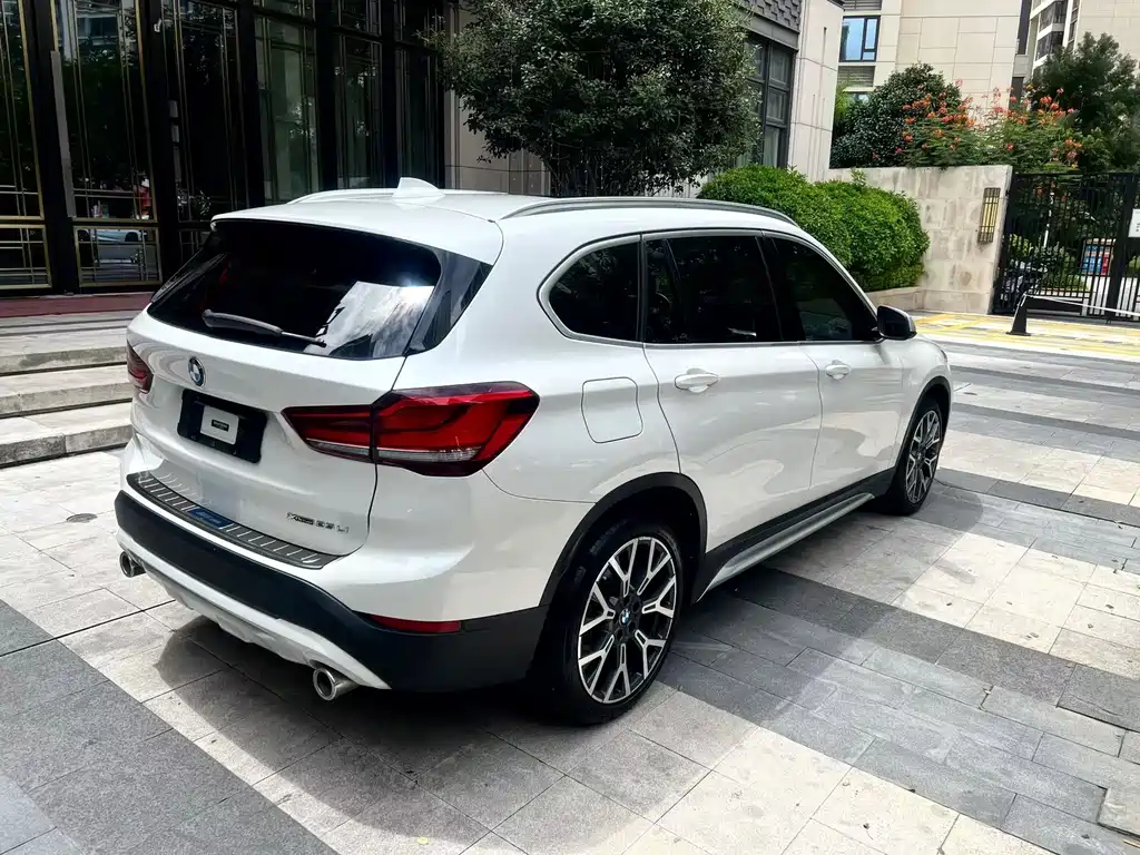BMW X1 — миниатюра 5