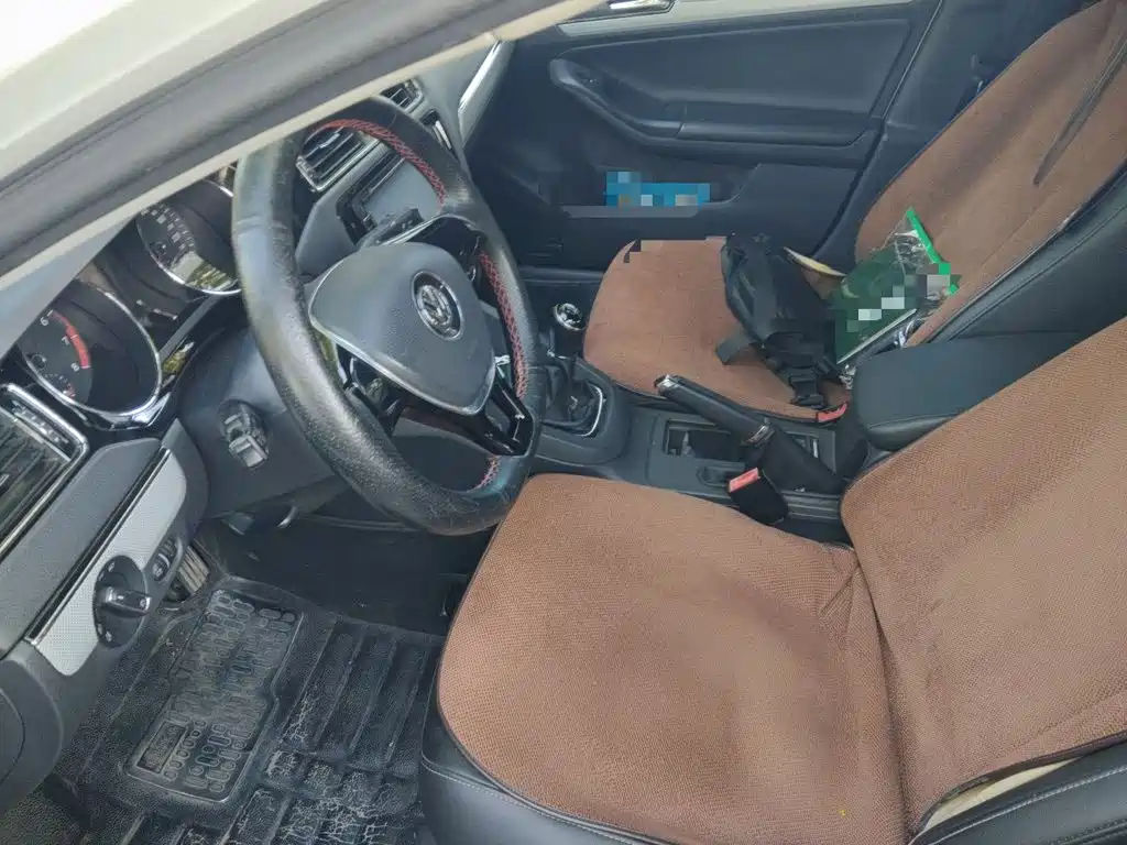 Volkswagen Sagitar — миниатюра 11