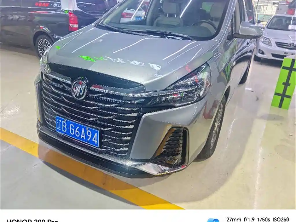 Buick GL8 2021