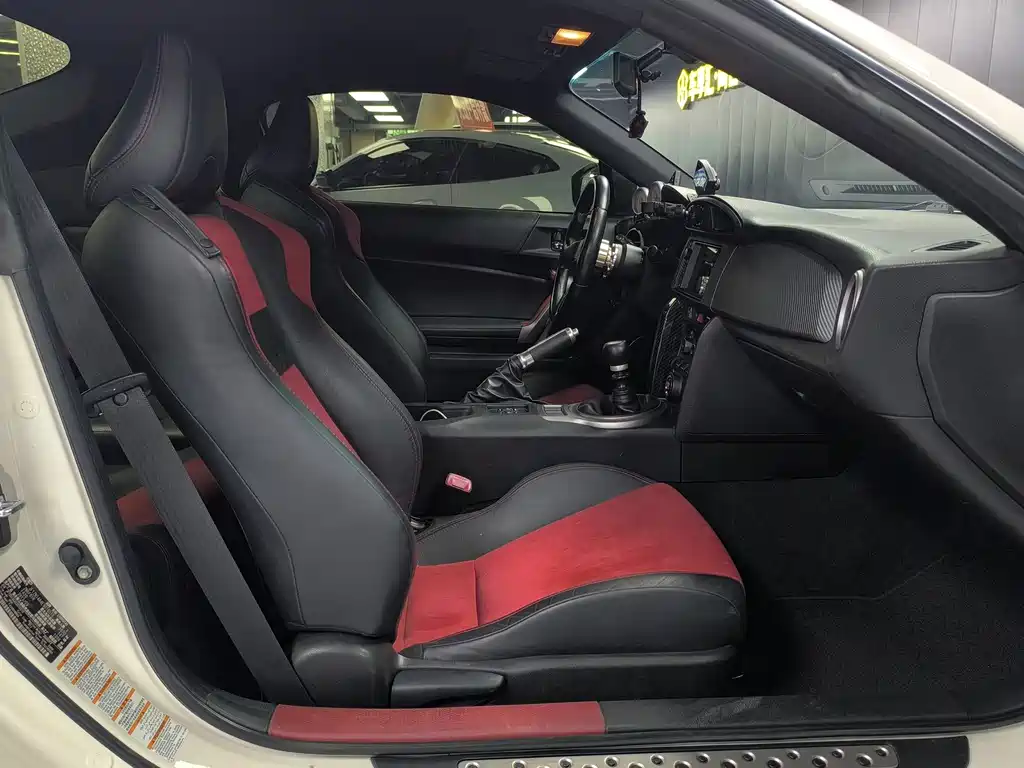 Toyota 86 — миниатюра 11