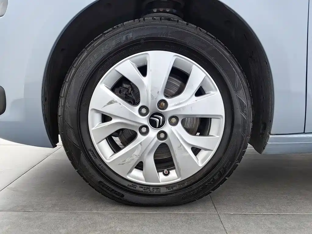 Citroen C4 Picasso — миниатюра 17