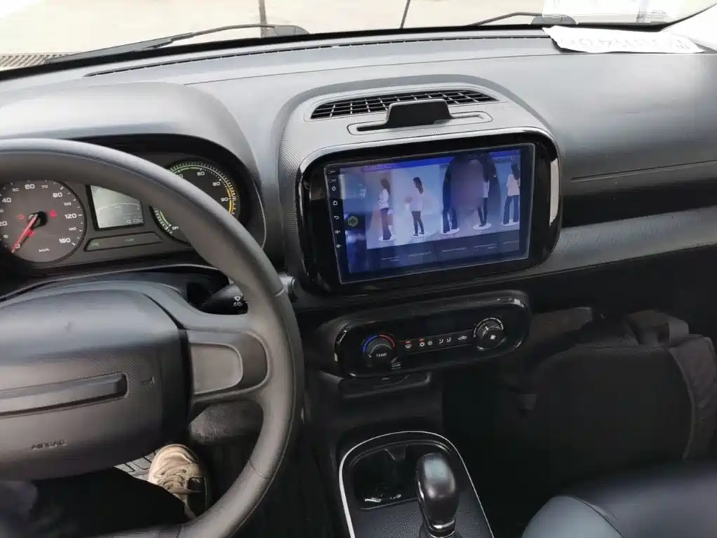 Roewe Clever — миниатюра 10
