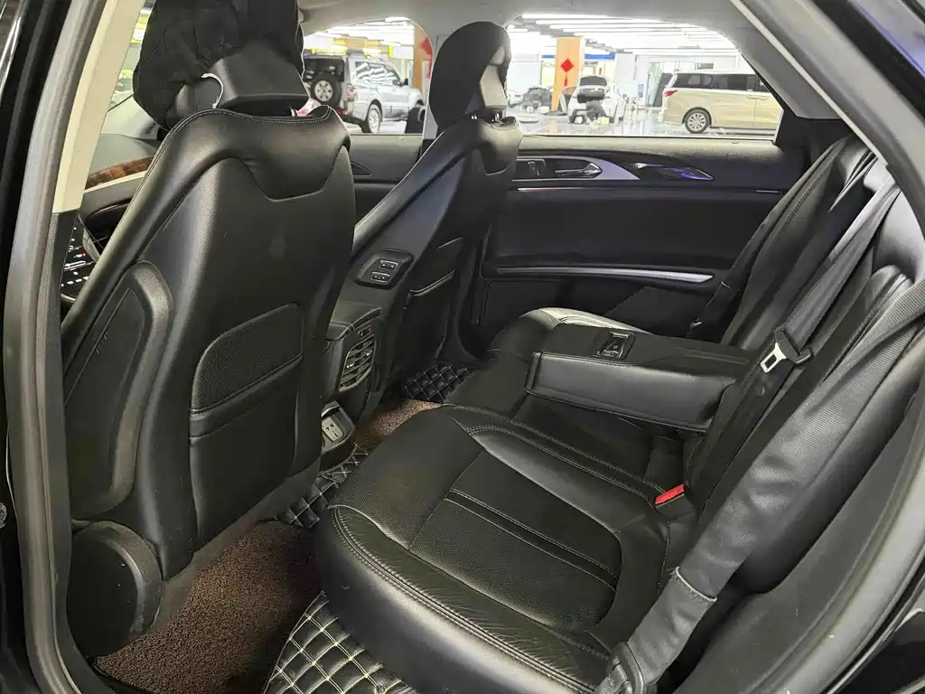 Lincoln MKZ — миниатюра 10