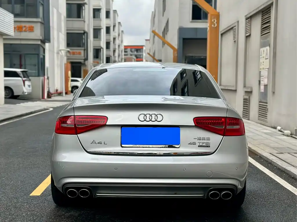 Audi A4L — миниатюра 5
