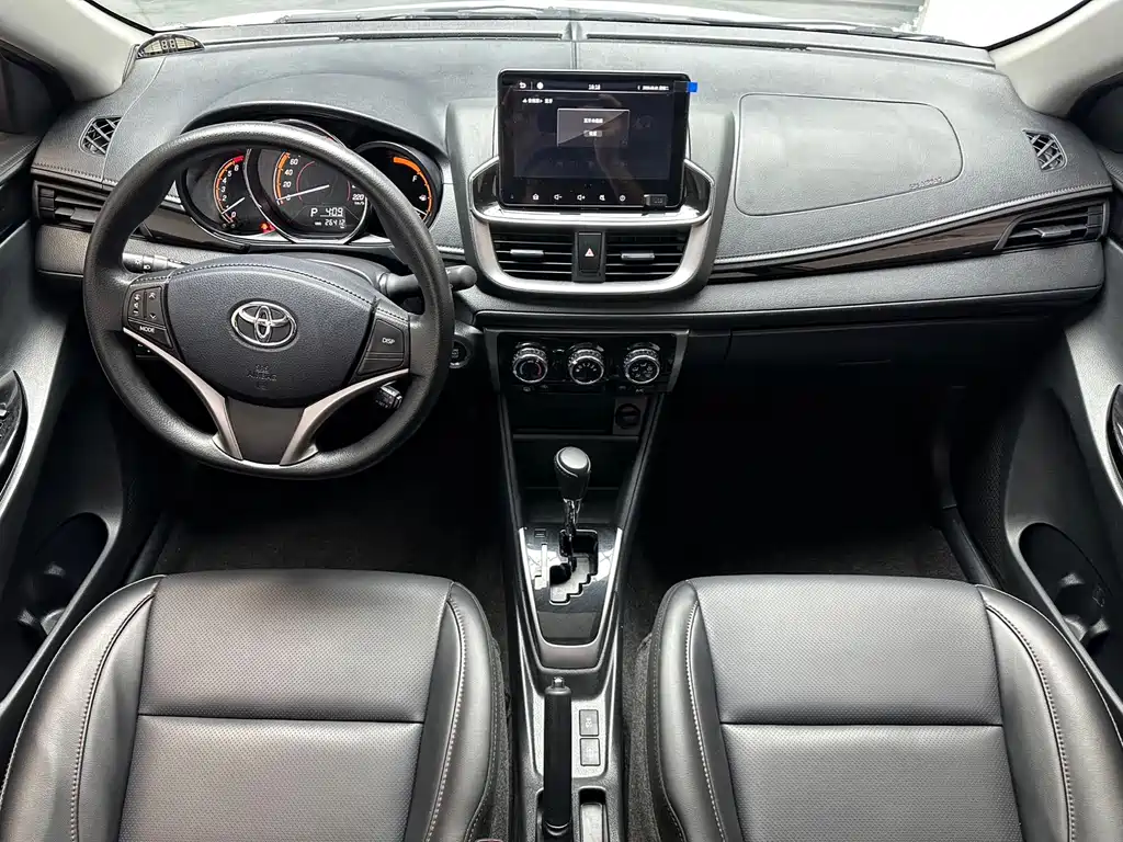 Toyota Yaris L — миниатюра 14