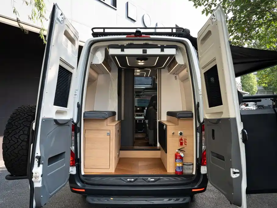 Mercedes-Benz Sprinter — миниатюра 11