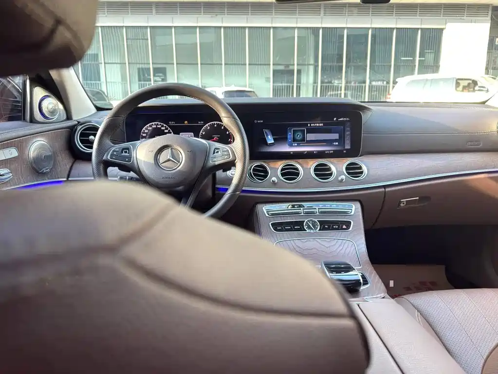 Mercedes-Benz E-Class E 2018 E 300 L Luxury