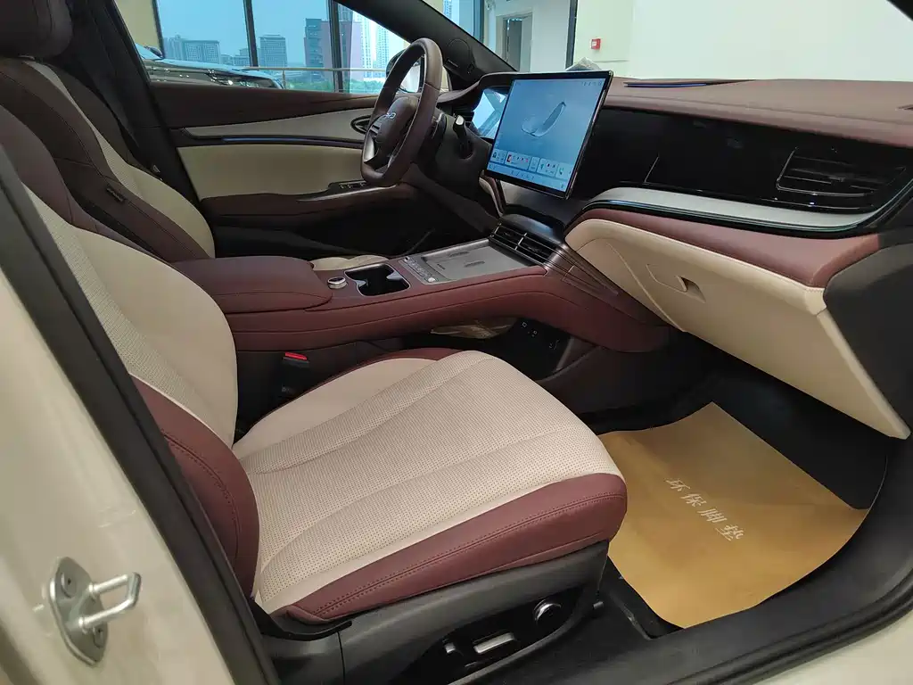 BYD Seal 07 DM-i — миниатюра 12