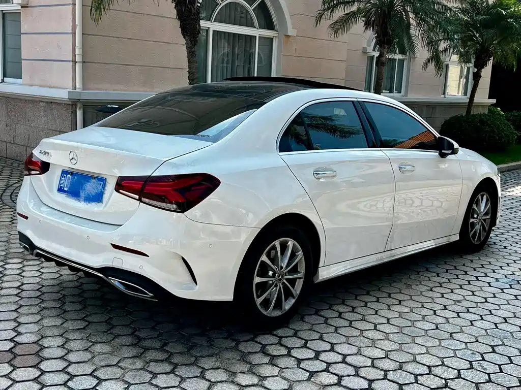 Mercedes-Benz A-Class (Import) — миниатюра 4