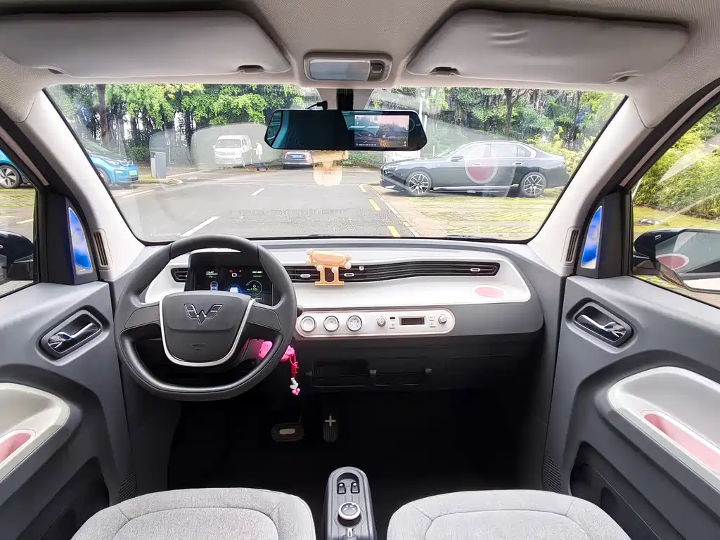 Wuling MINIEV — миниатюра 22