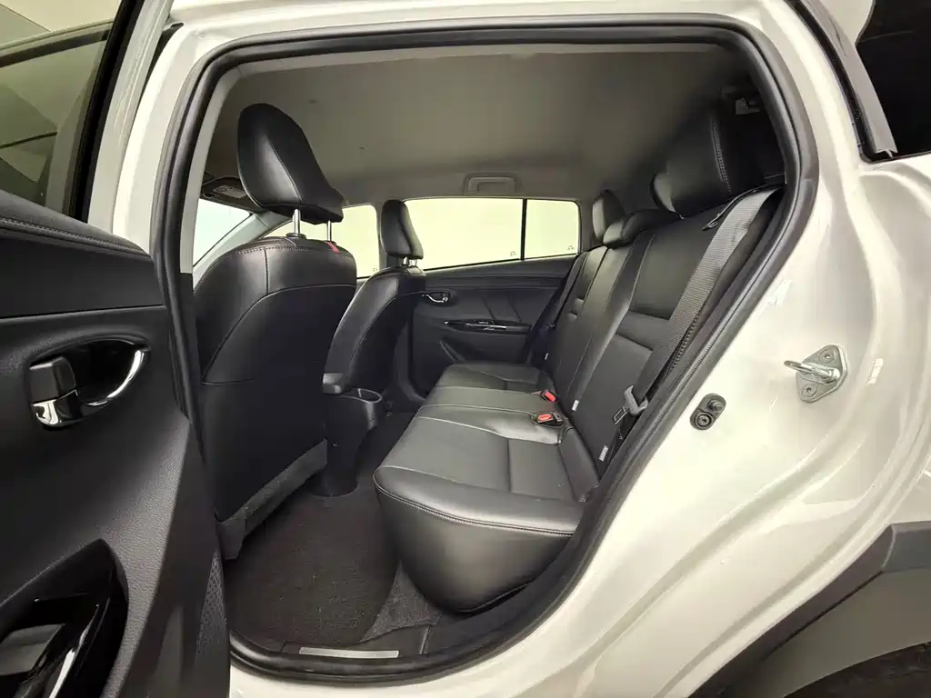 TOYOTA YARIS L ZHIXUAN