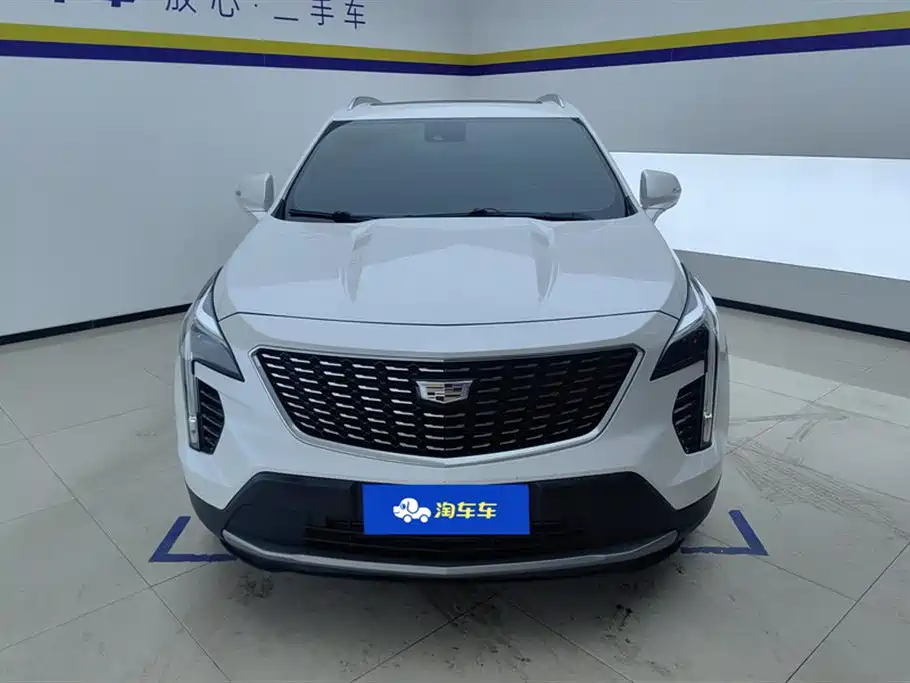 Cadillac XT4 2022 28T Luxury